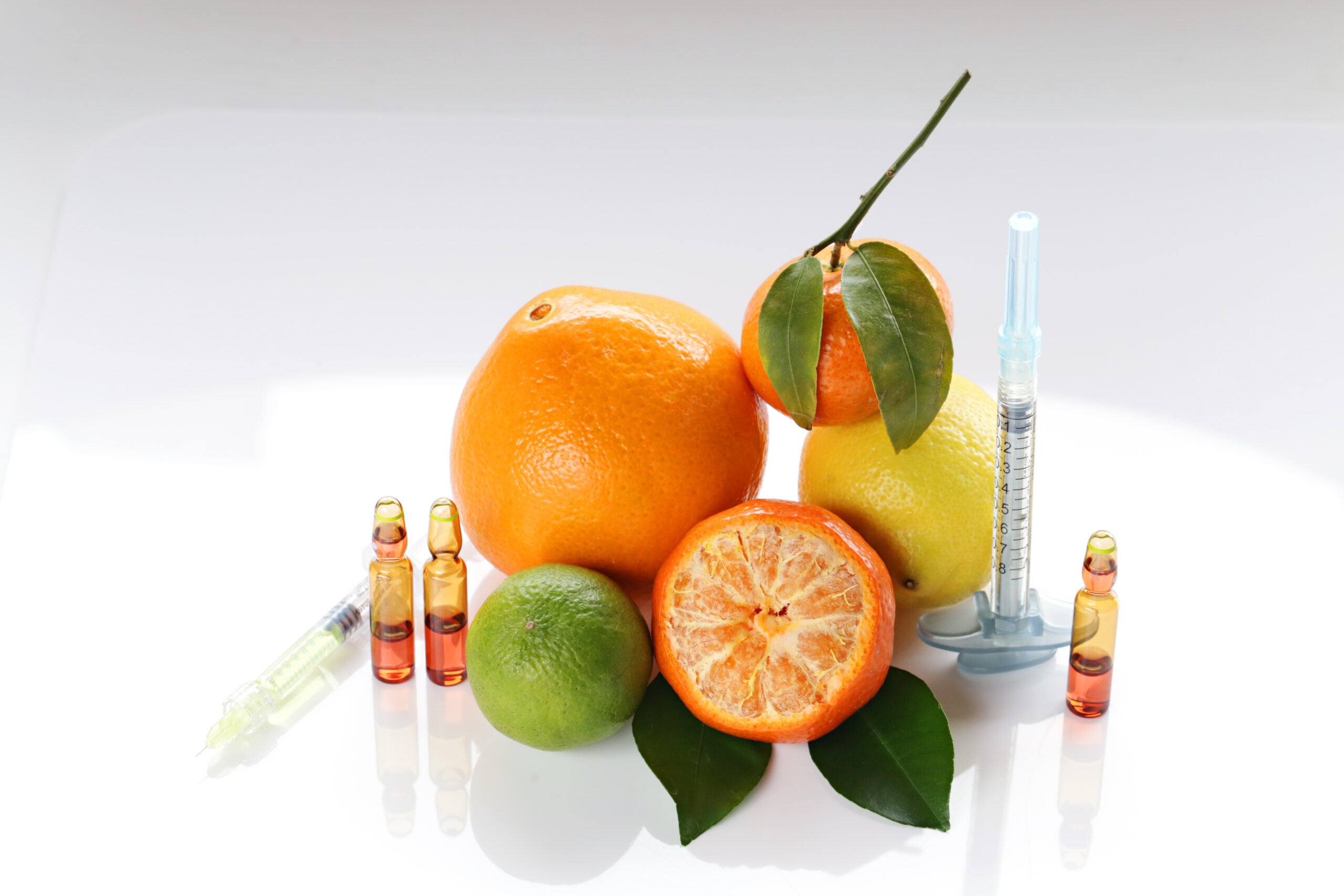 Unlocking the Power of Nature: The Essential Guide to Antioxidant and Vitamin C Synergy